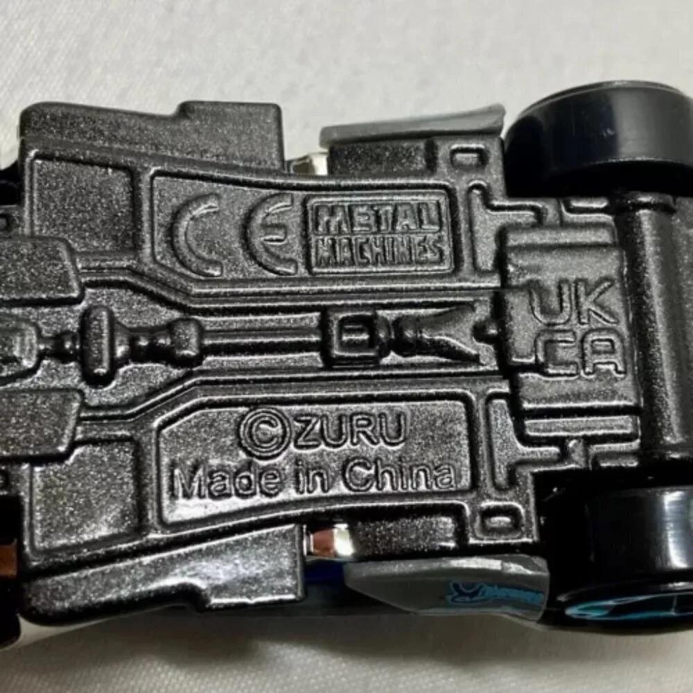 Metal Machines Scorpio & Toxic 2 Lot Open Pair Loose Set 1:64 Zuru Cars EUC‎